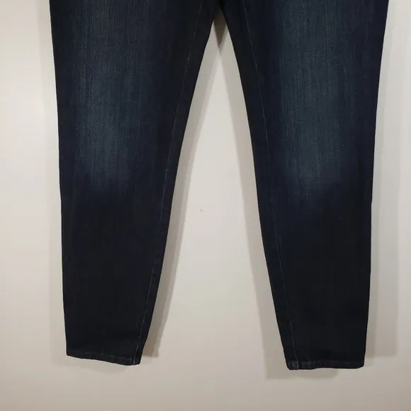 LAFAYETTE 148 Mercer Prestige Denim skinny jeans