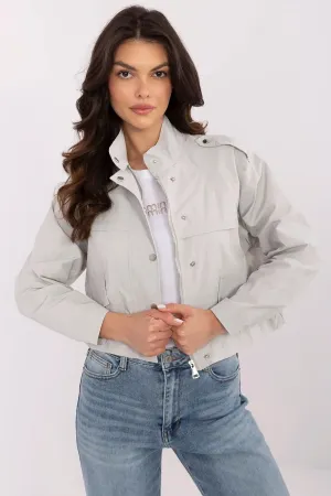 Light women's windbreaker jacket