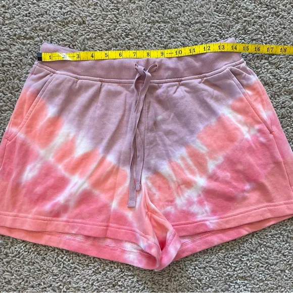 Lou &amp; Grey Tie Dye Half Zip Sweatshirt Sweat Shorts Set Lavender &amp; Salmon Medium
