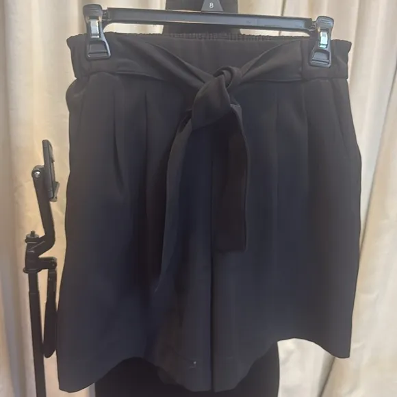 Lululemon Noir Short 5.5”Black