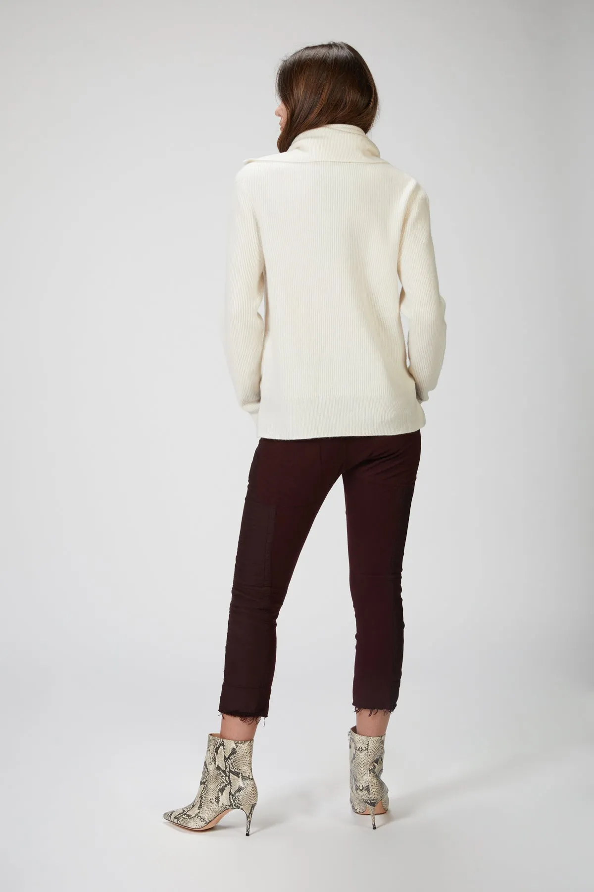 LUXE CASHMERE RIBBED ZIP UP JACKET