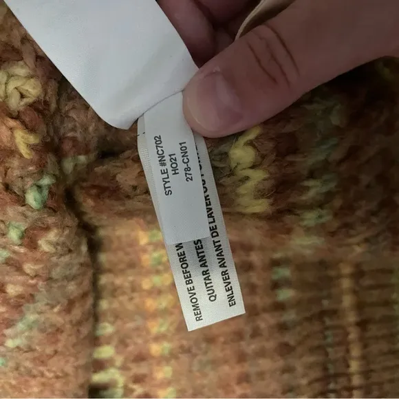 Madewell crop sweater size small.