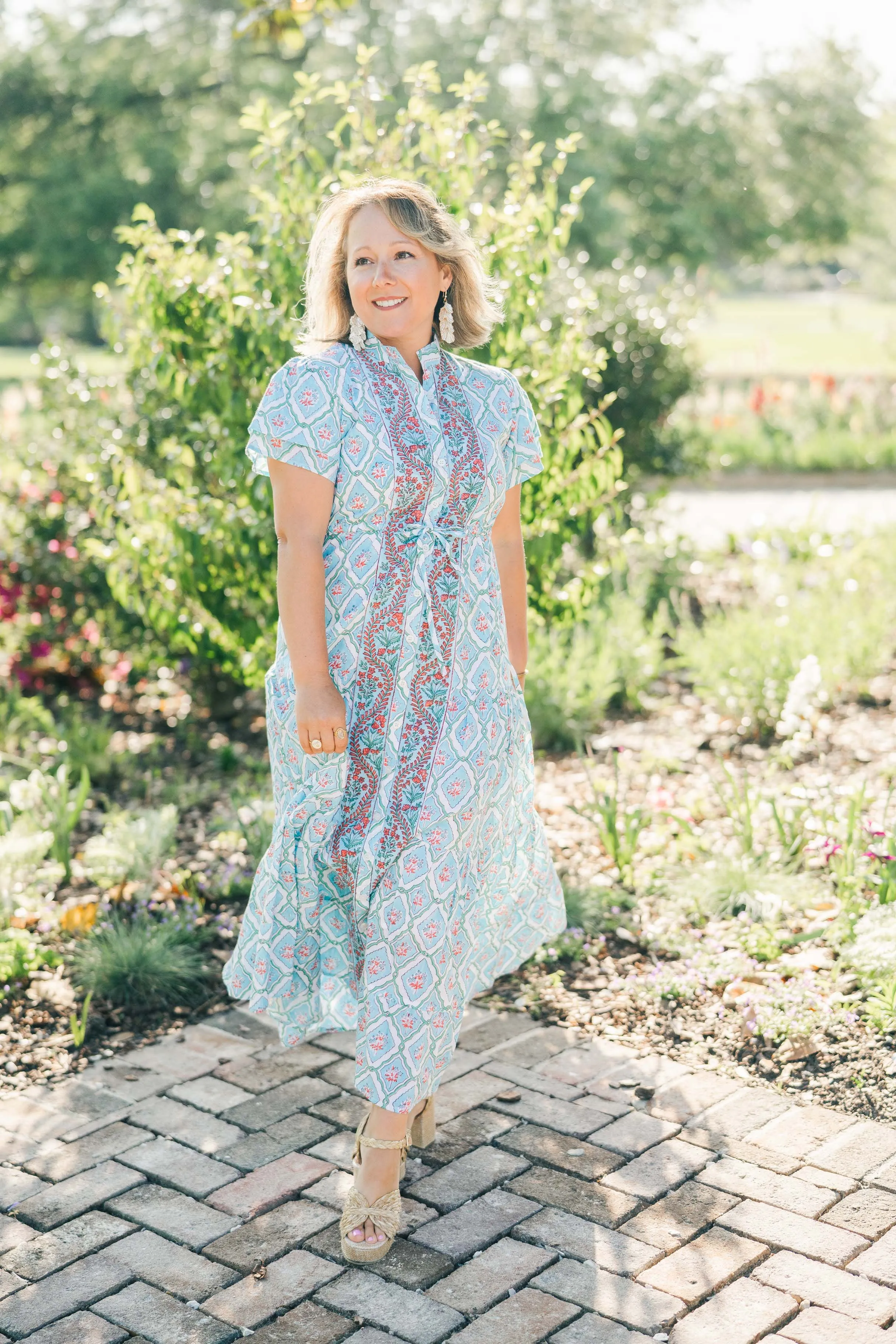 Magnolia Flutter | Aqua Splash