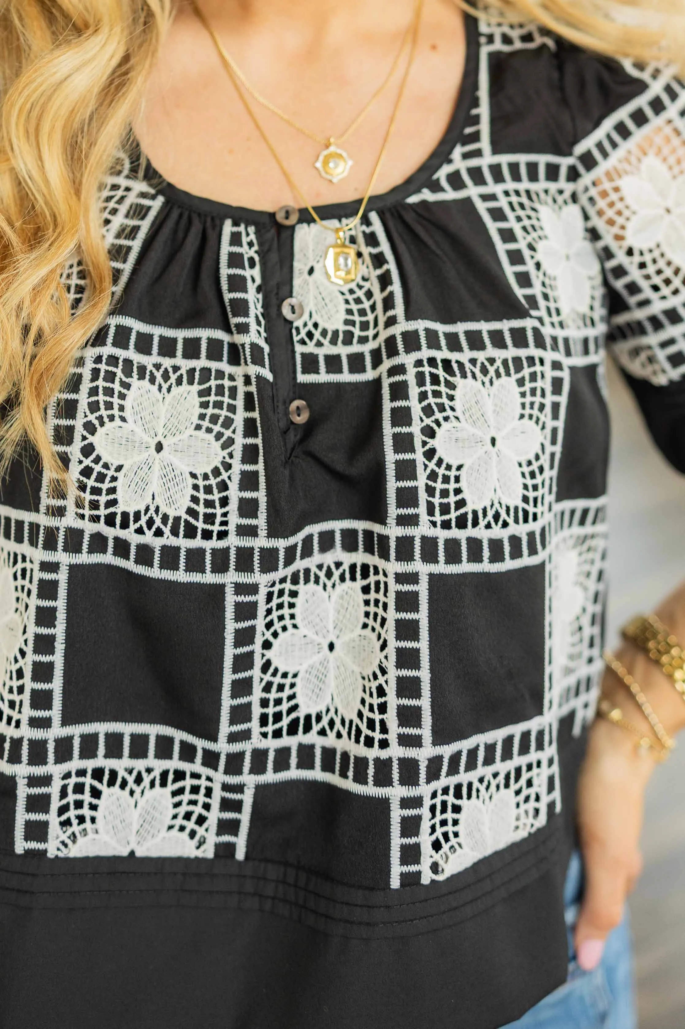 MAYA CROCHET CROPPED TOP
