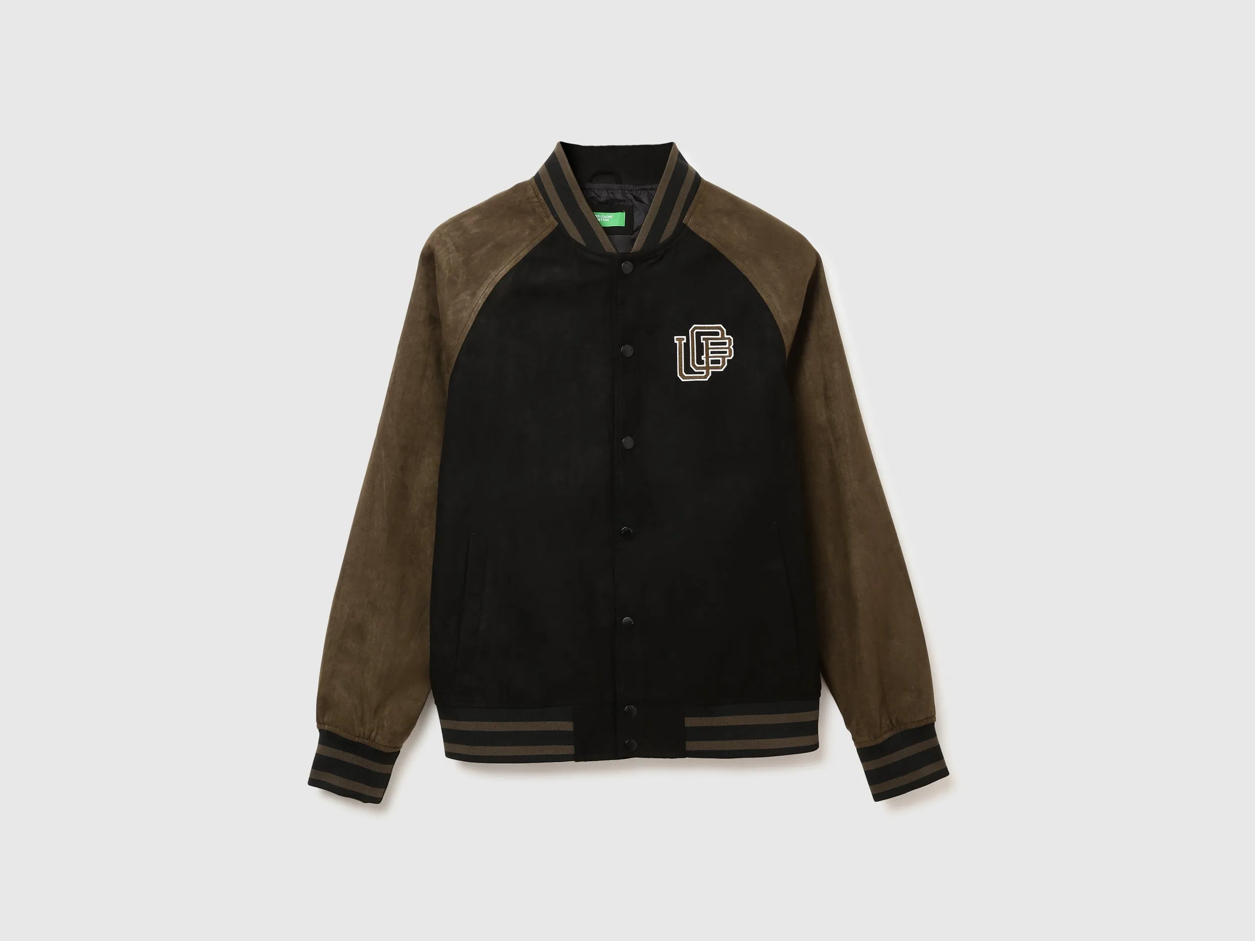 Men Colorblocked Stand-up Collar Jacket