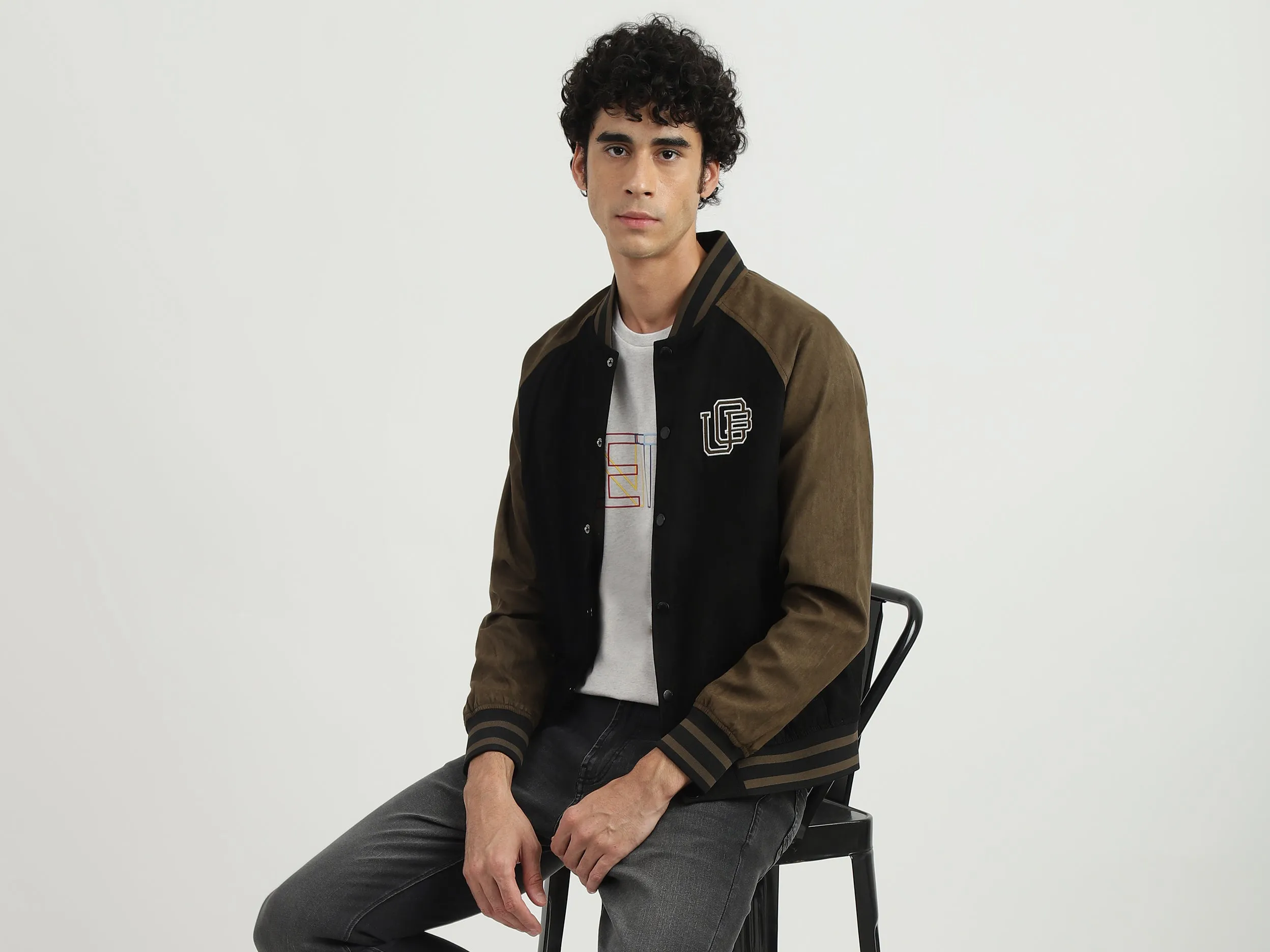 Men Colorblocked Stand-up Collar Jacket