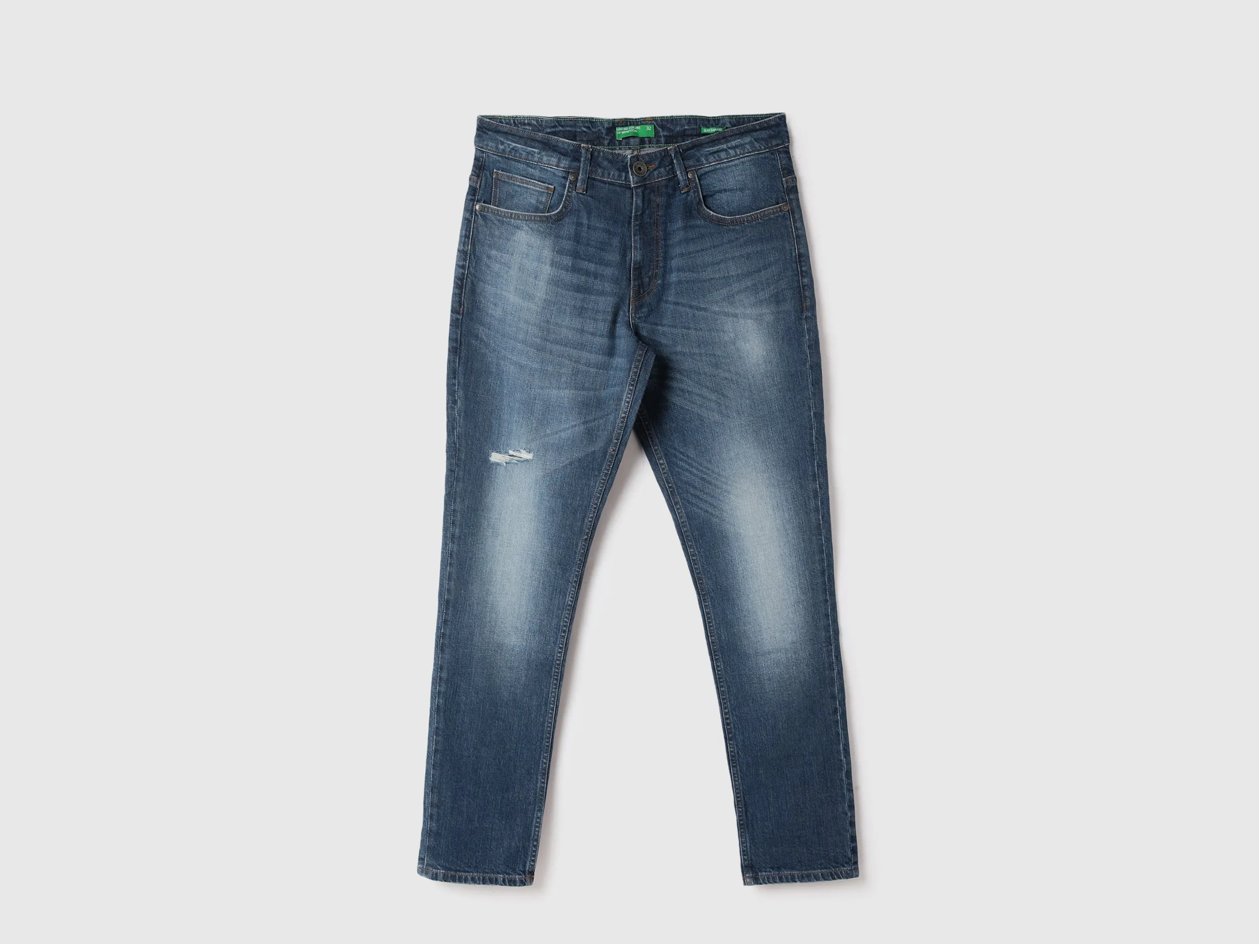 Men Solid Slim Tapered Fit Jeans
