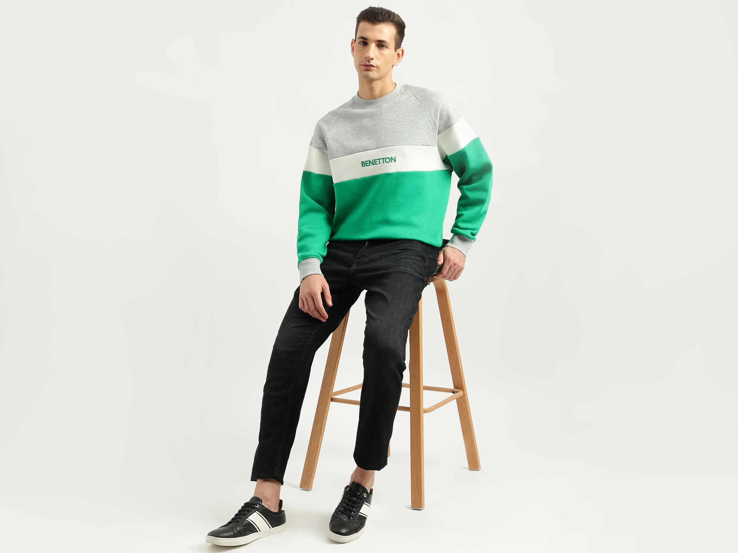 Men's Solid Slim Tapered Fit Jeans