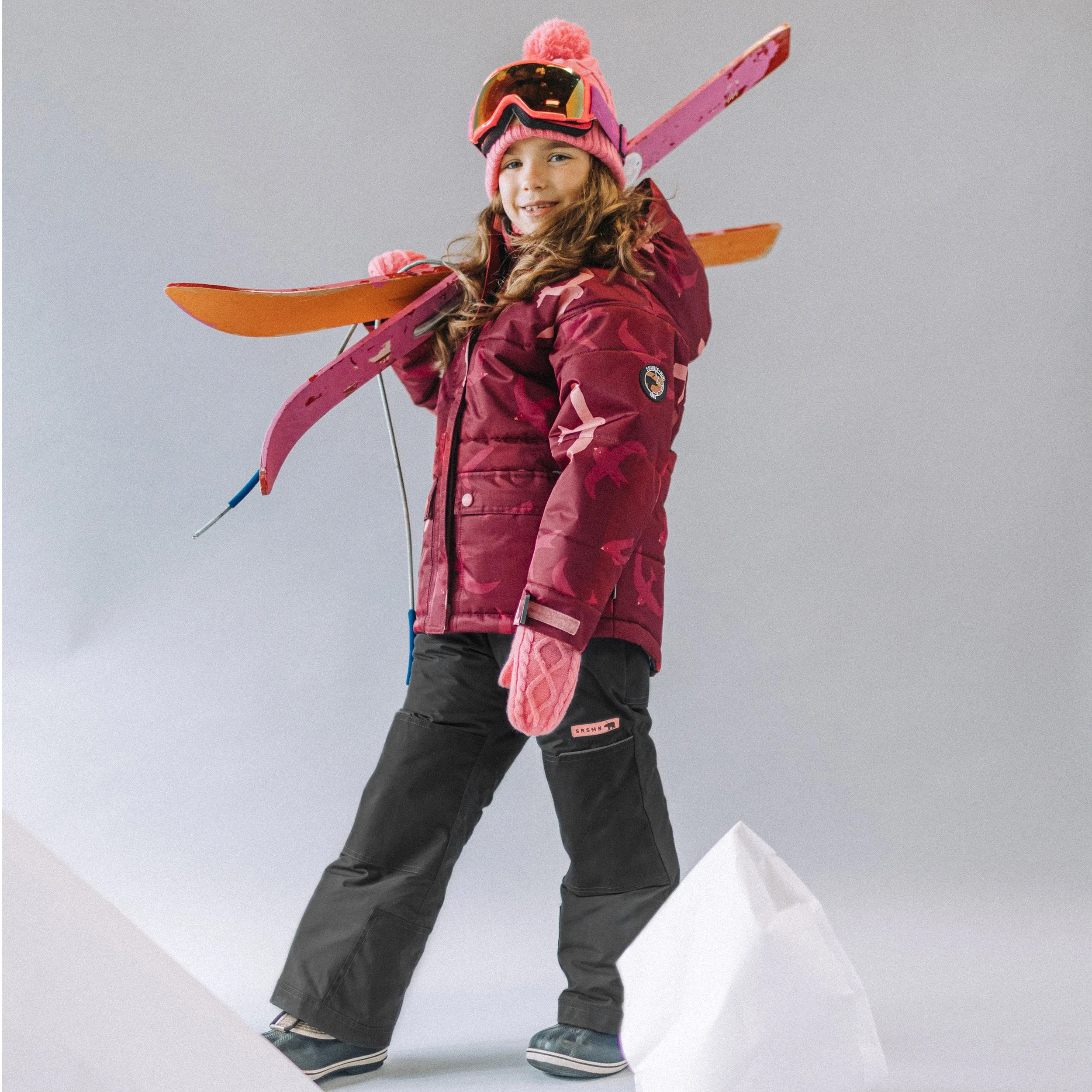 Mitaines roses en maille tressée, enfant  || Pink knitted mittens with a woven pattern, child