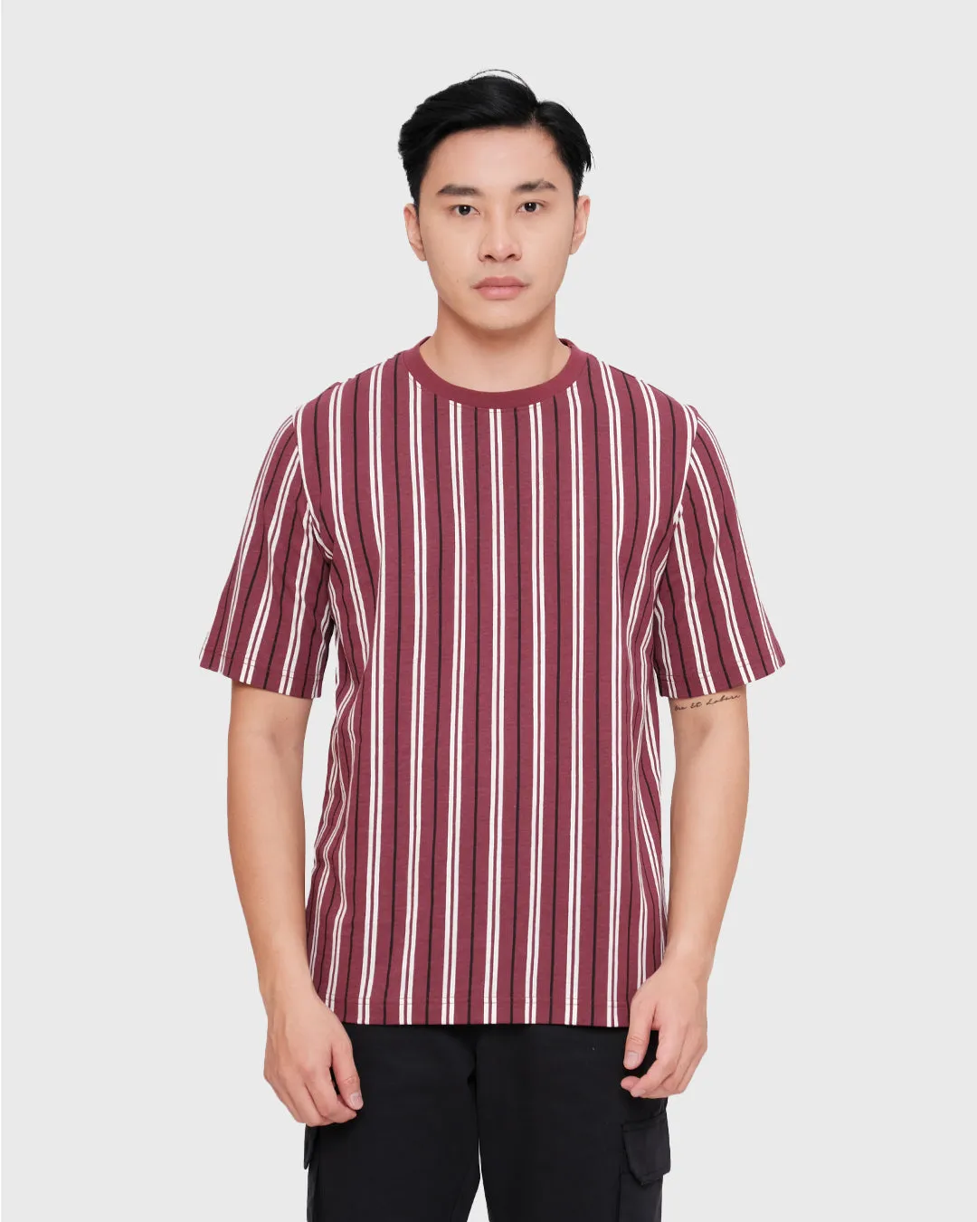 MOC Kaos Lengan Pendek Pria DERBY5