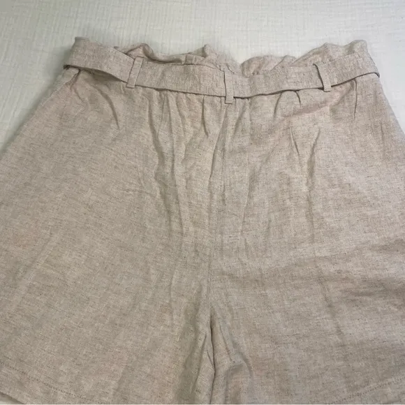 NWT Banana Republic Tan Cream Linen Blend Flowy Chino Shorts Belt Pockets 16
