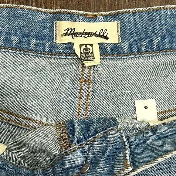 NWT Madewell Low-Rise Boyfriend Shorts in Glendora Wash Size 31