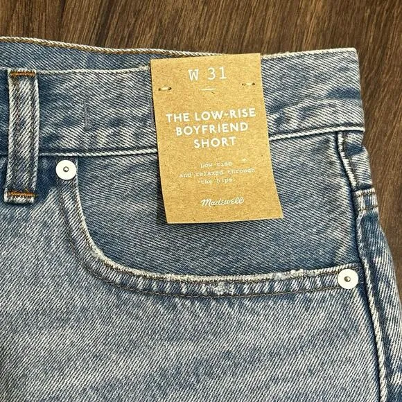 NWT Madewell Low-Rise Boyfriend Shorts in Glendora Wash Size 31