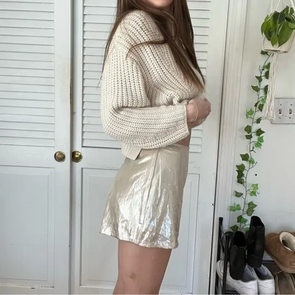 NWT Urban Outfitters UO Unicorn Eyelash High-Waisted Short