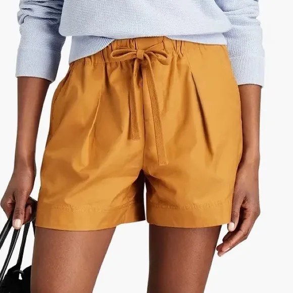NWT Vince Box Pleat Drawstring Shorts in Gold Ochre Size Medium
