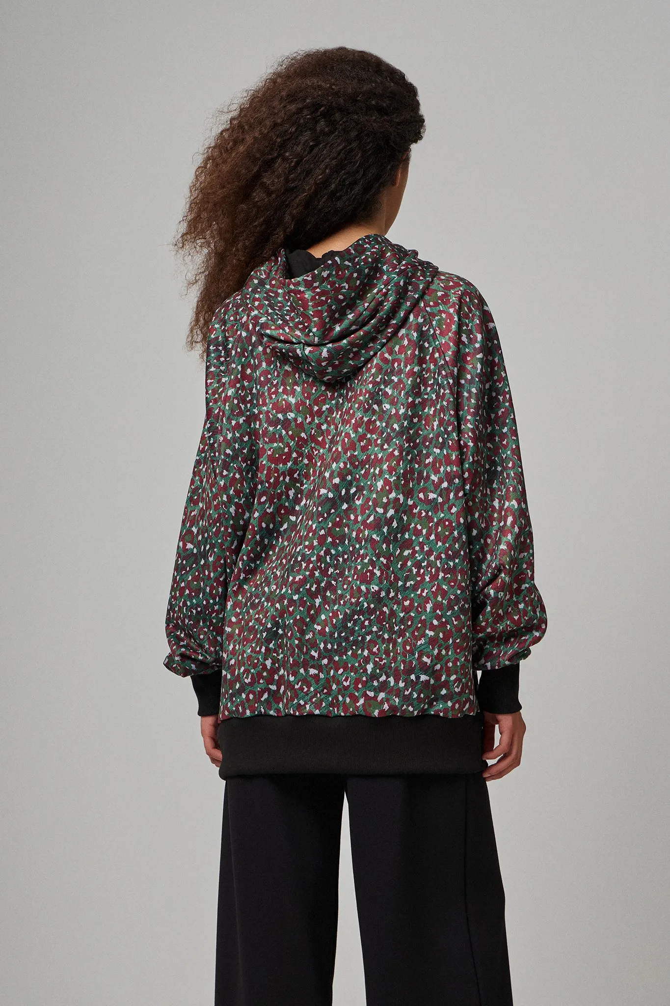 Oversized φούτερ με Leopard dijon print | Desert Dust