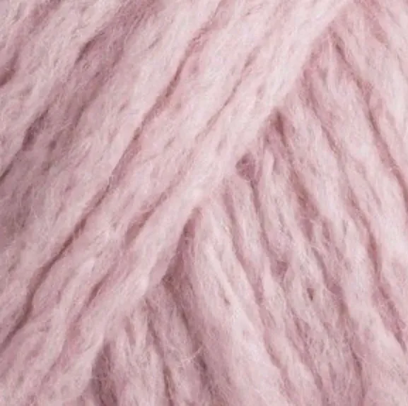 Powder pink Firenze 14 ply yarn