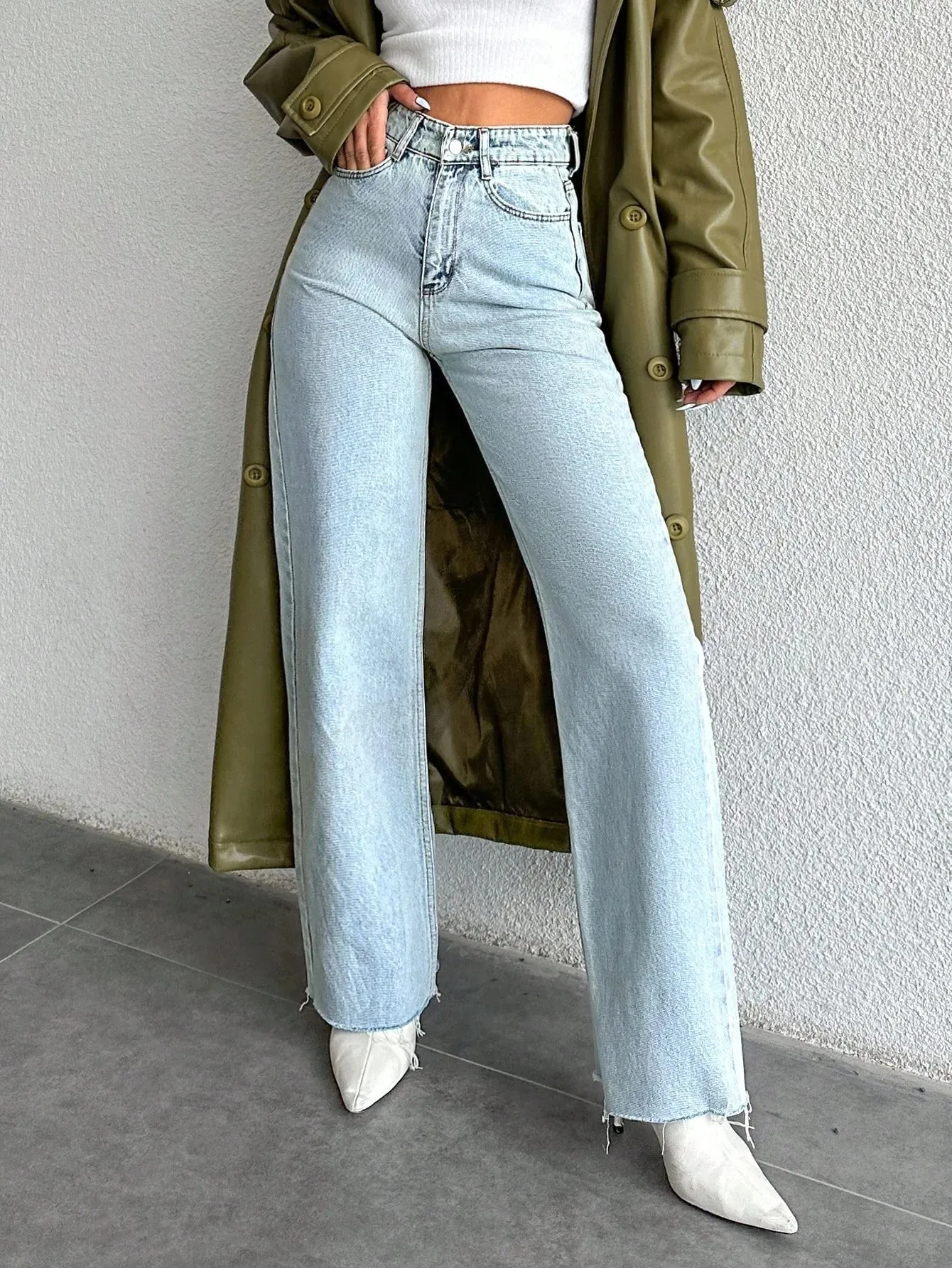Raw Edge Tailored Straight Fit Jeans