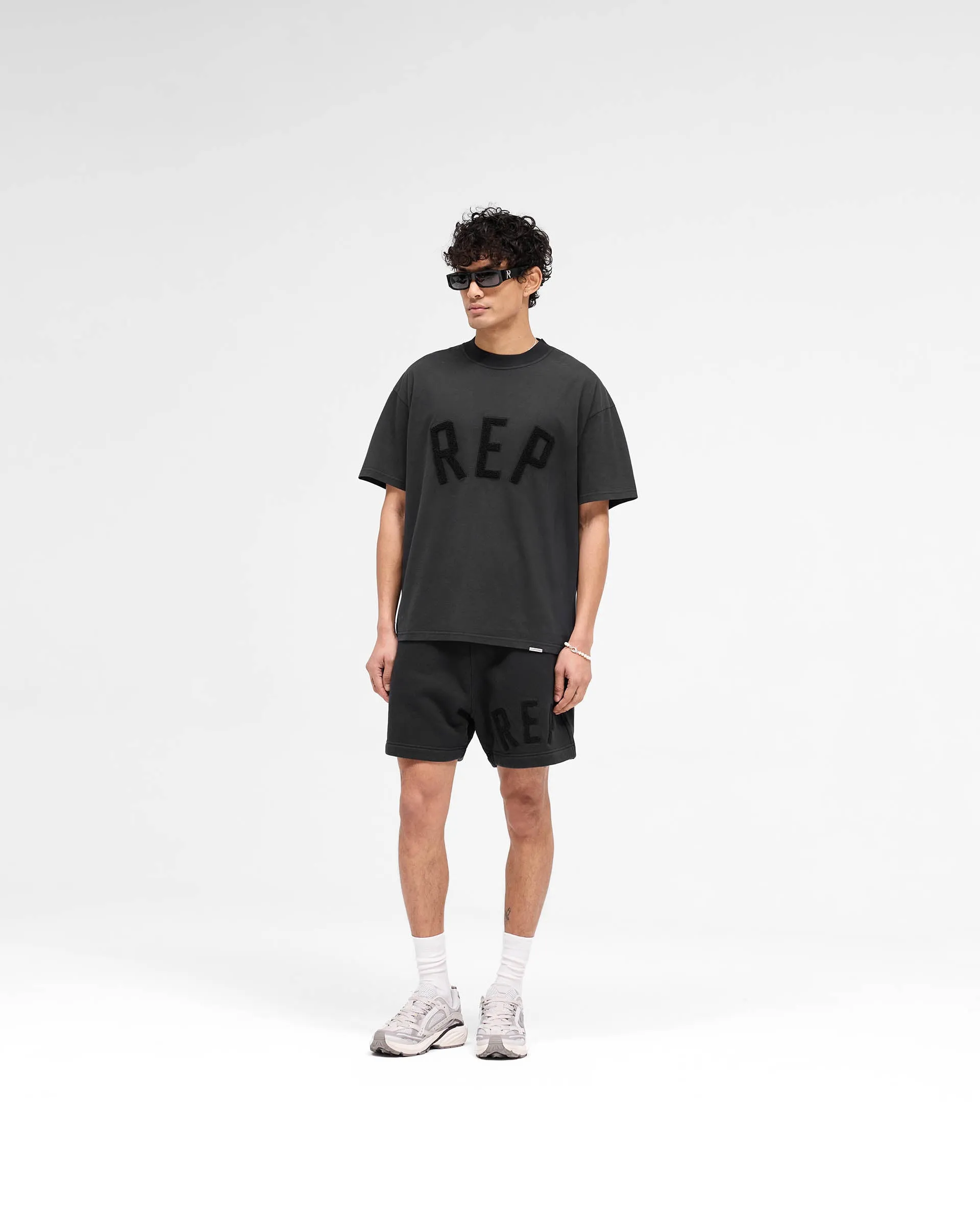 Rep Applique Shorts - Off Black