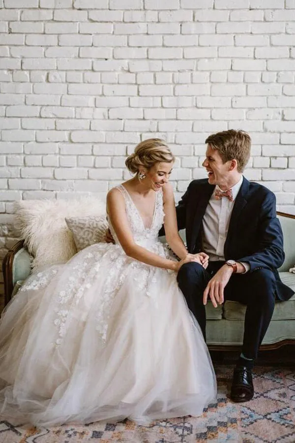 Roycebridal Fabulous Ivory V-neck Long Beach Wedding Dress with Lace Appliques, MW270
