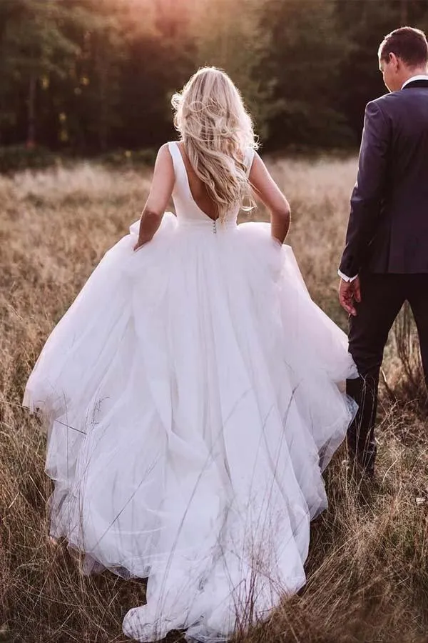 Roycebridal Ivory Tulle A-line Modest Backless Wedding Dresses, Simple Wedding Gown, MW861