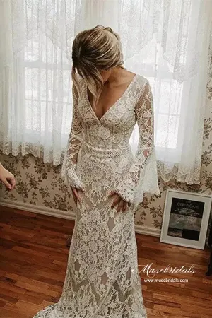 Roycebridal Lace Mermaid V-neck Long Sleeves Backless Vintage Wedding Dresses, MW892
