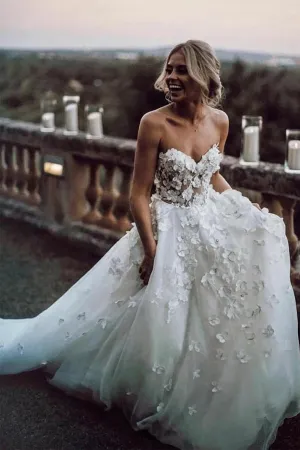Roycebridal Sweetheart Neck Tulle A-line Wedding Dresses Appliqued Wedding Gowns,MW322