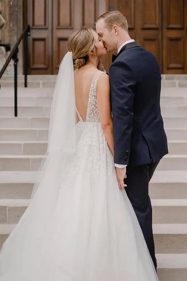 Roycebridal Tulle A-line Backless V-neck Wedding Dress With Lace Appliques, Bridal Gown, MW883