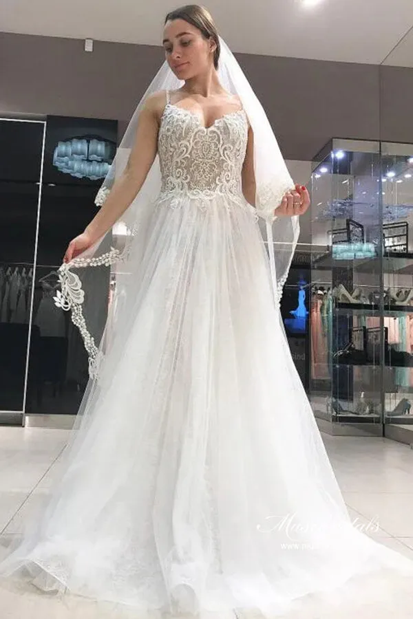 Roycebridal Tulle A-line V-neck Spaghetti Straps Backless Wedding Dress With Lace, MW998