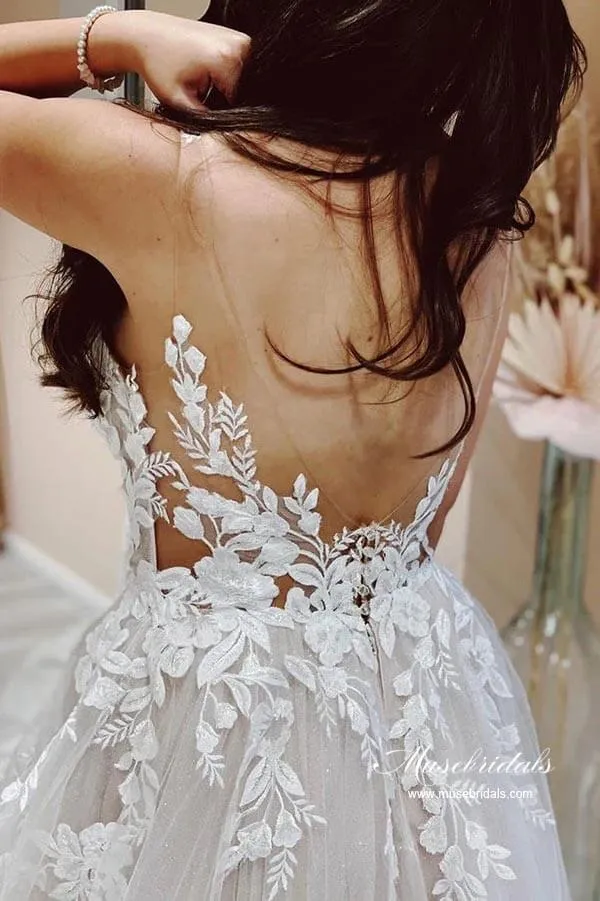 Roycebridal Tulle A-line V-neck Wedding Dresses With Lace Appliques, Bridal Gown, MW921