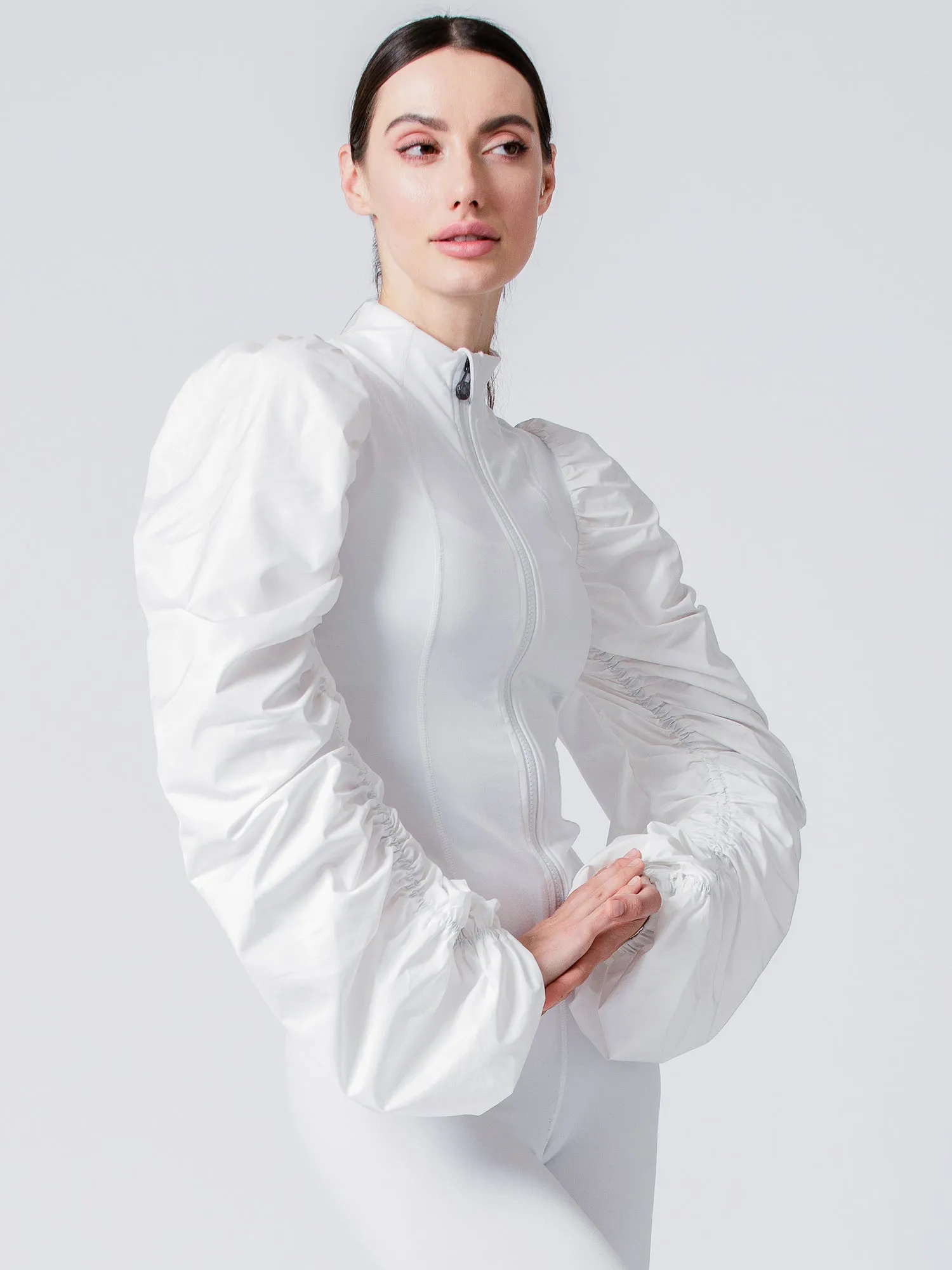 RUNWAY FIT JACKET, WHITE