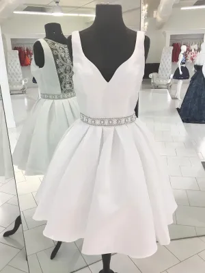 Sexy See Through V Neck Short Rhinestone White Homecoming Dresses 2018, BDY0257