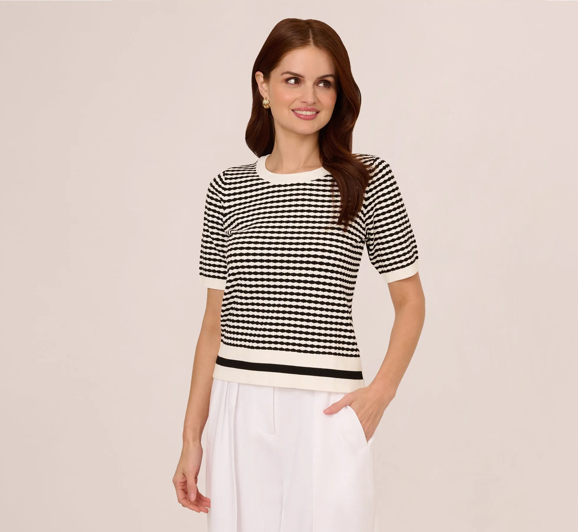 Short Sleeve Optic Pattern Knit Sweater In Ivory Black