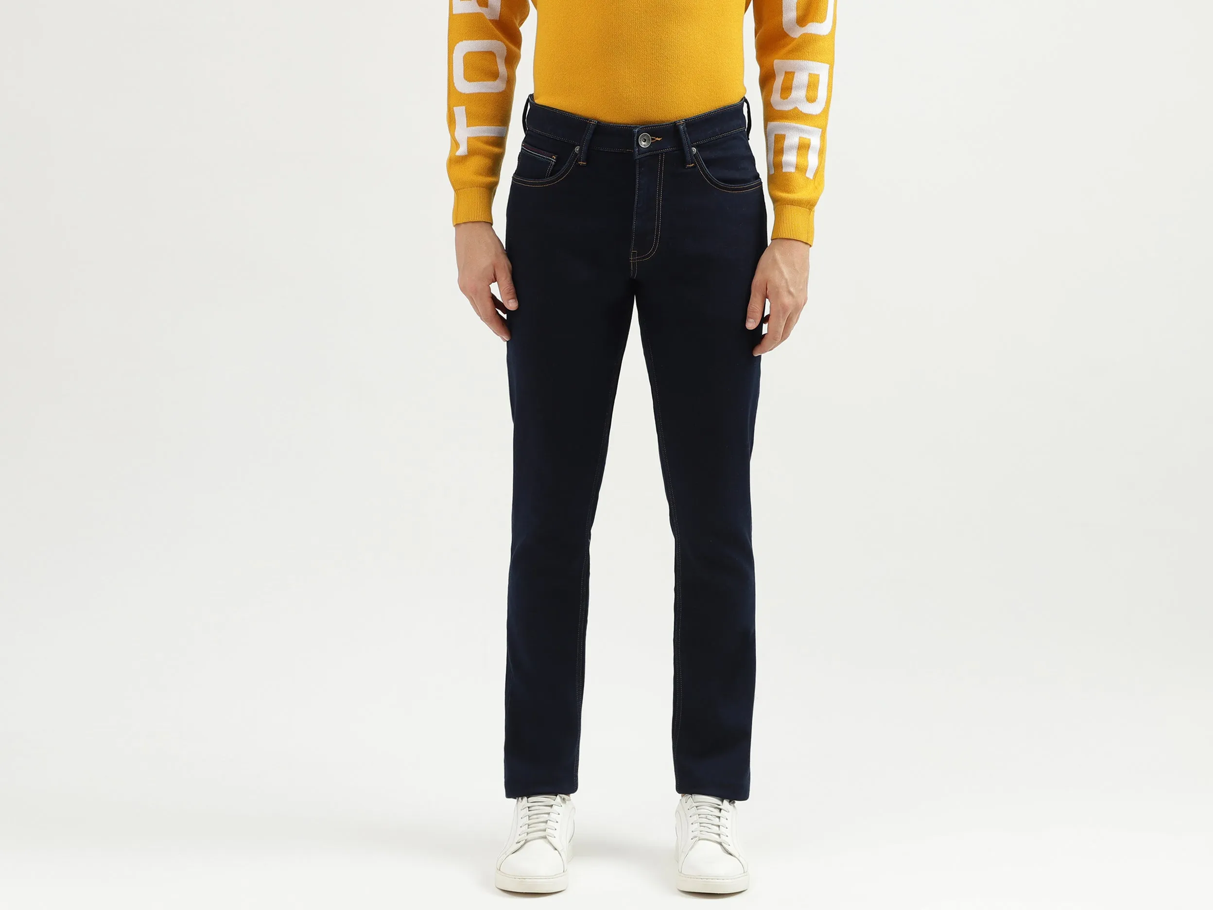 Slim Tapered Fit Solid Men's Jeans