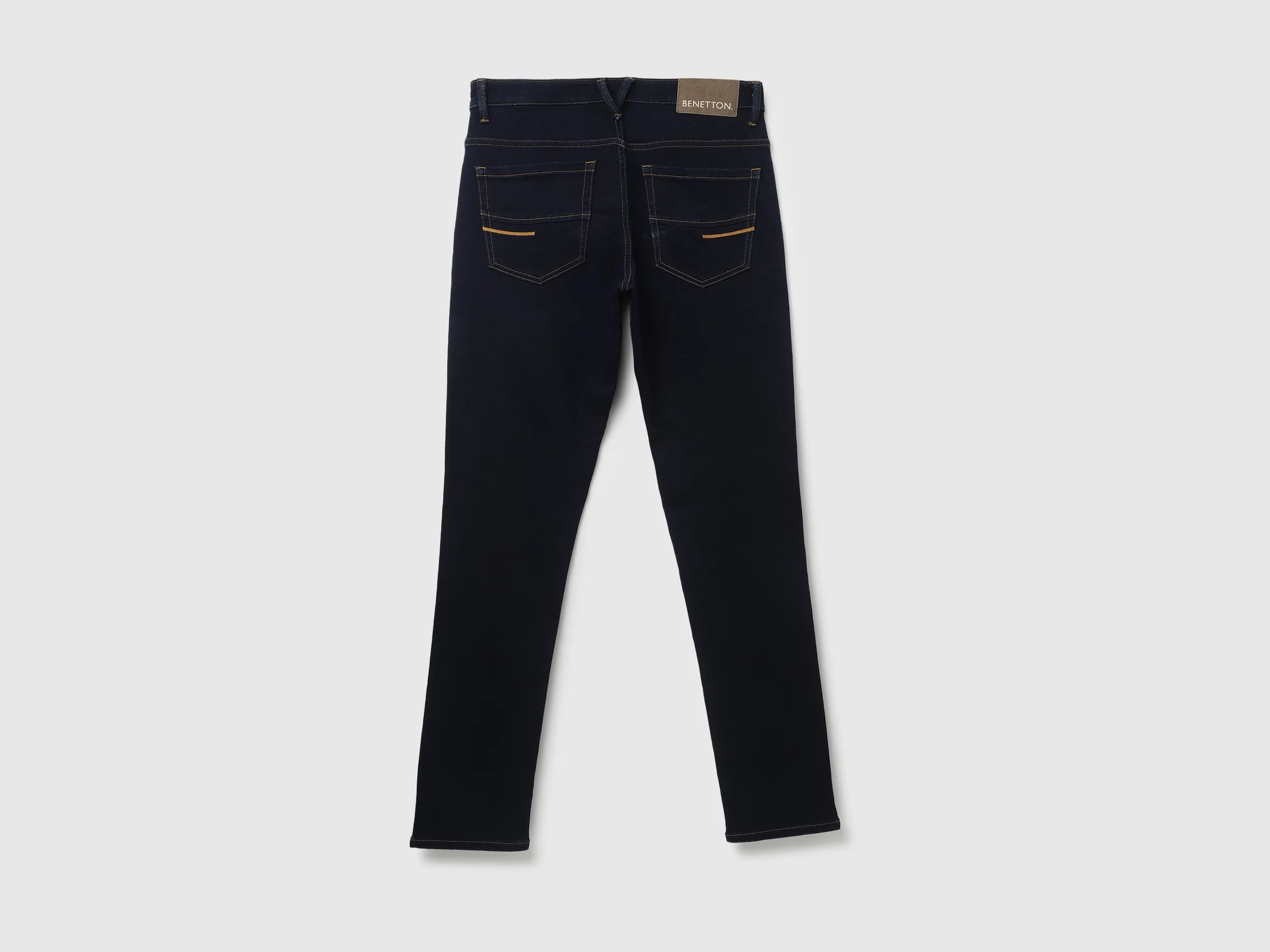 Slim Tapered Fit Solid Men's Jeans