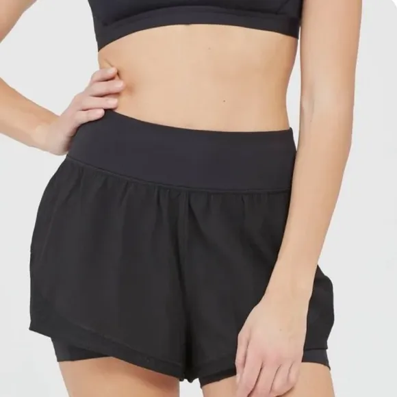 Spanx Get Moving Shorts Built-In black layered pockets spandex biker short M NEW