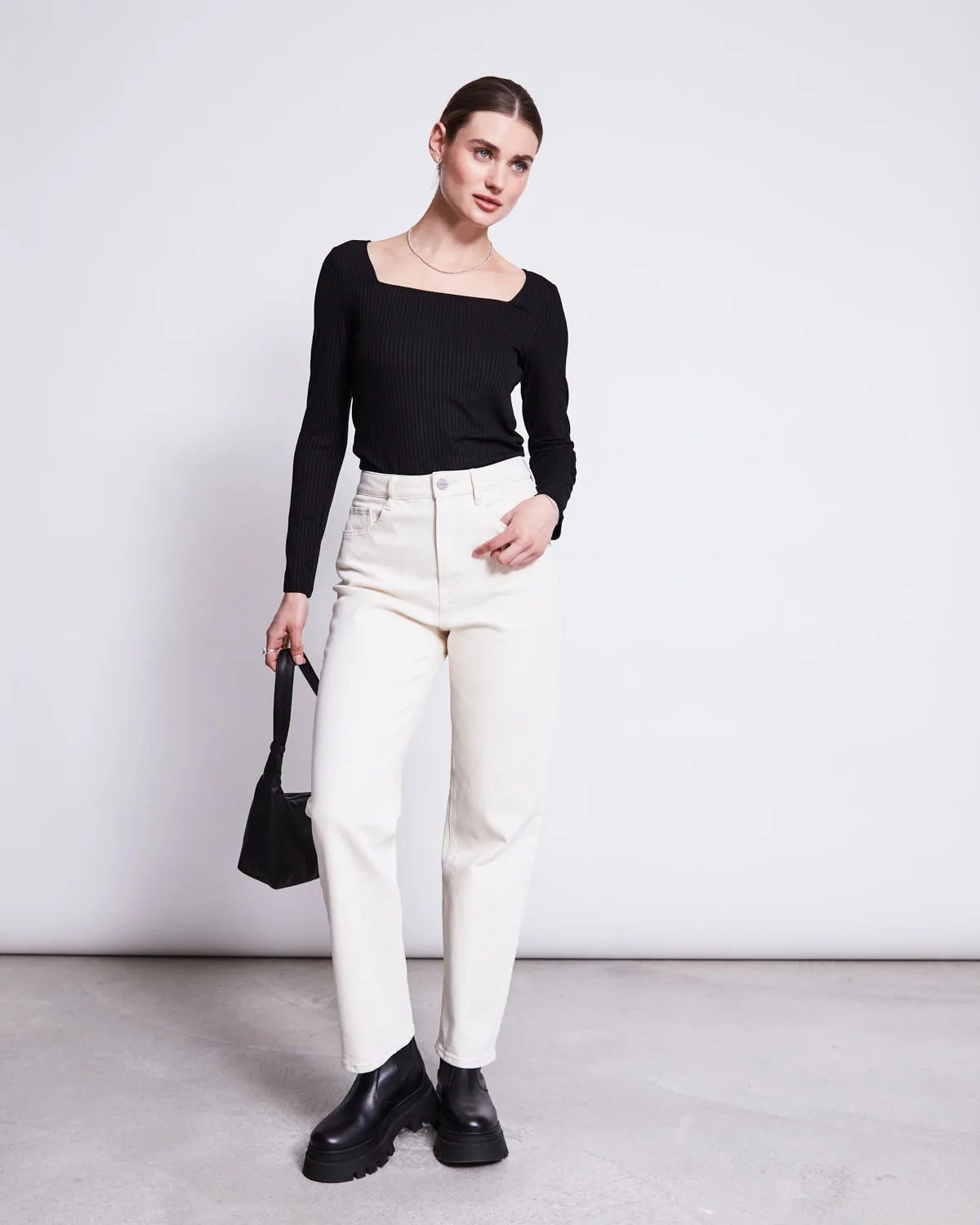 SQUARE NECK LONGSLEEVE FRIA BLACK