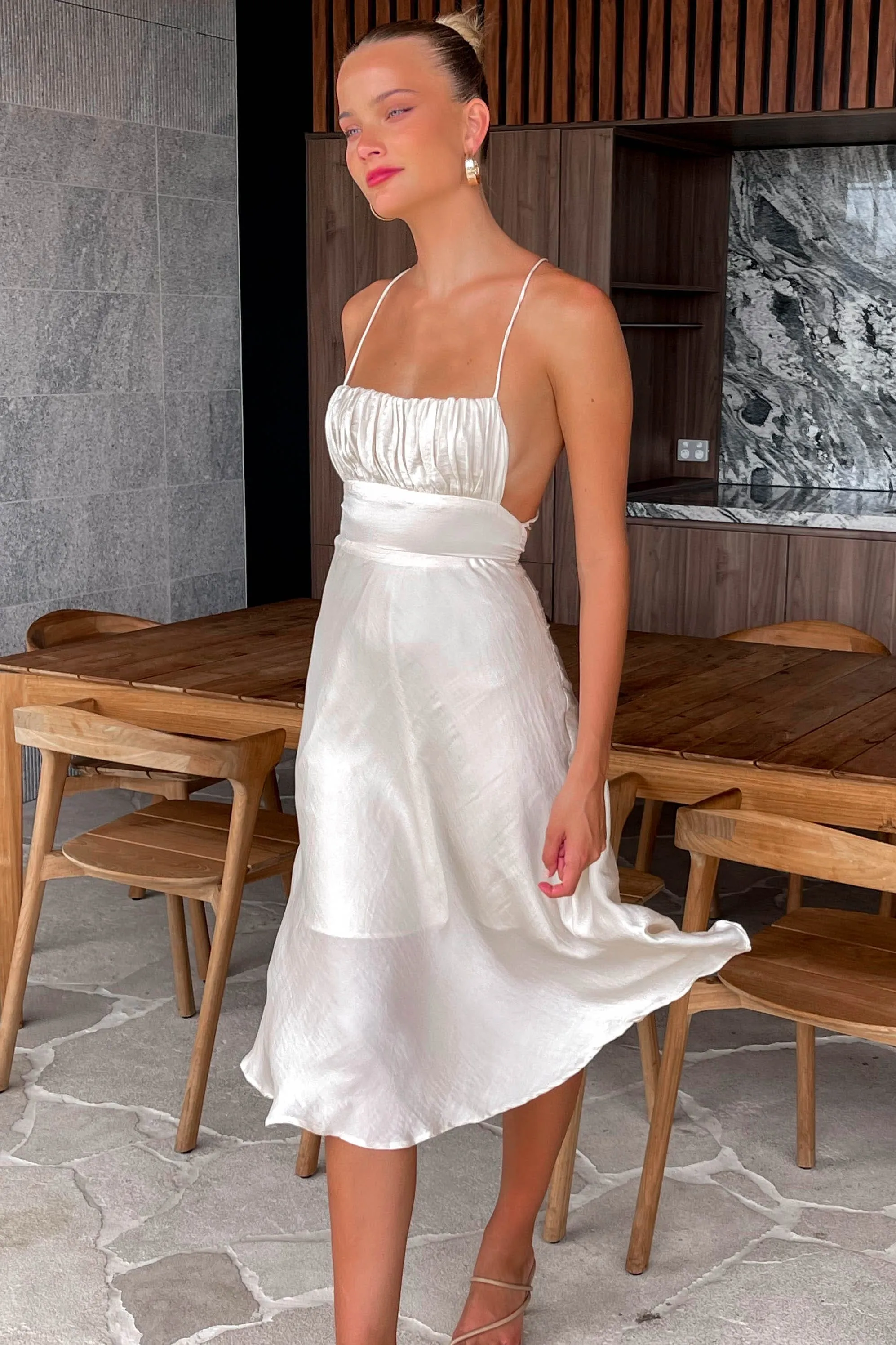 Stantin Dress