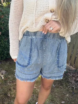 SUNSET FRINGE DENIM - SHORTS