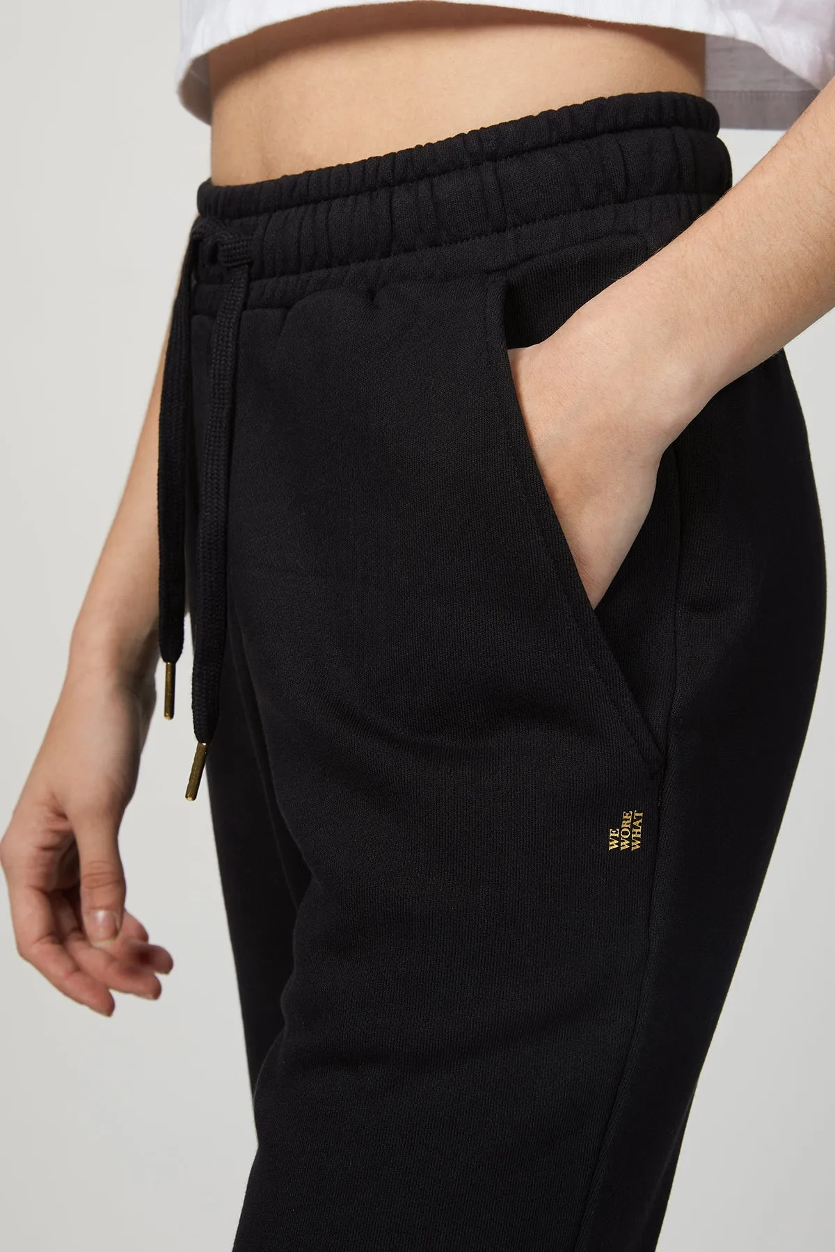 SWEATPANTS