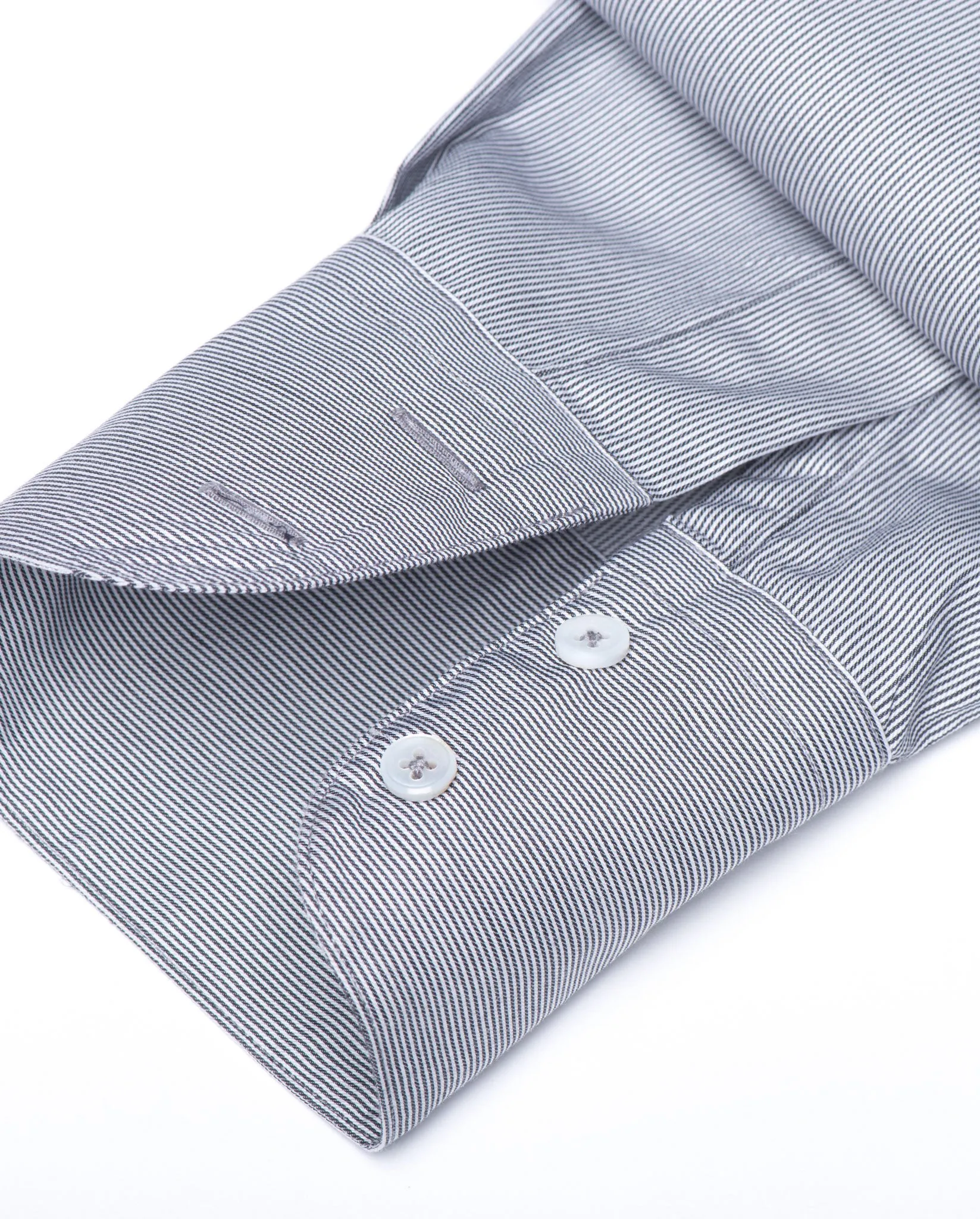 Tailored - Black Hairline