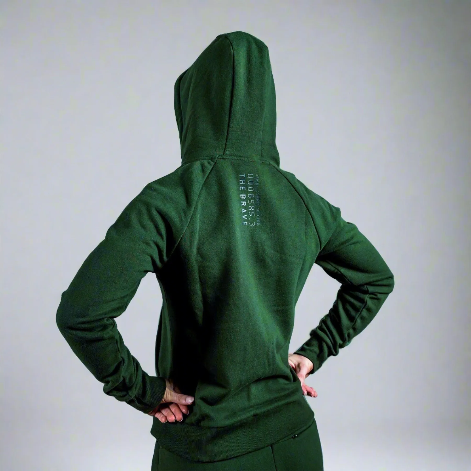 THE BRAVE - WOMENS SIGNATURE ZIP THROUGH HOODIE - DARK OLIVE