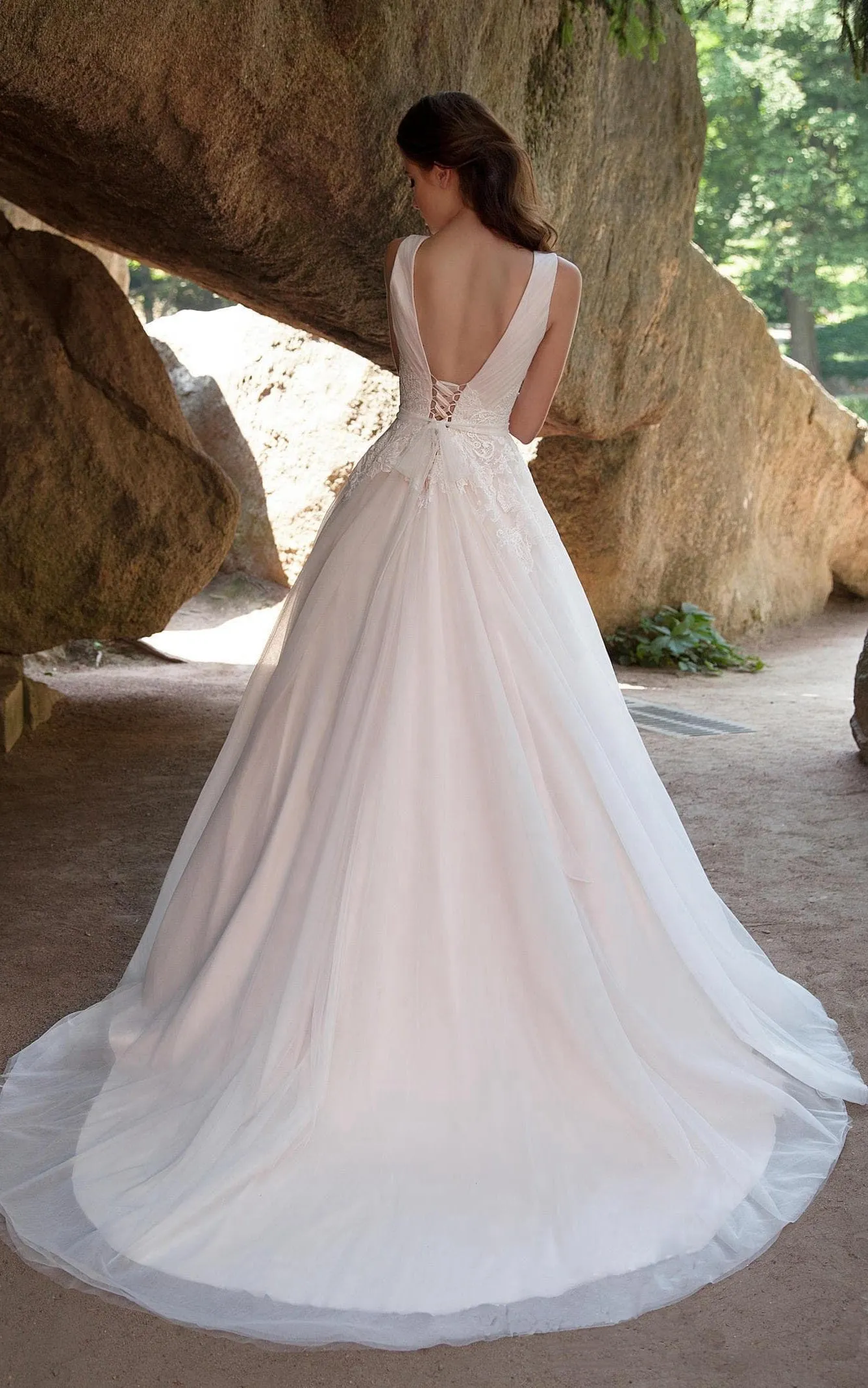 V-Neck Sleeveless Deep-V-Back A-Line Tulle Dress With Ruching and Appliques-714635