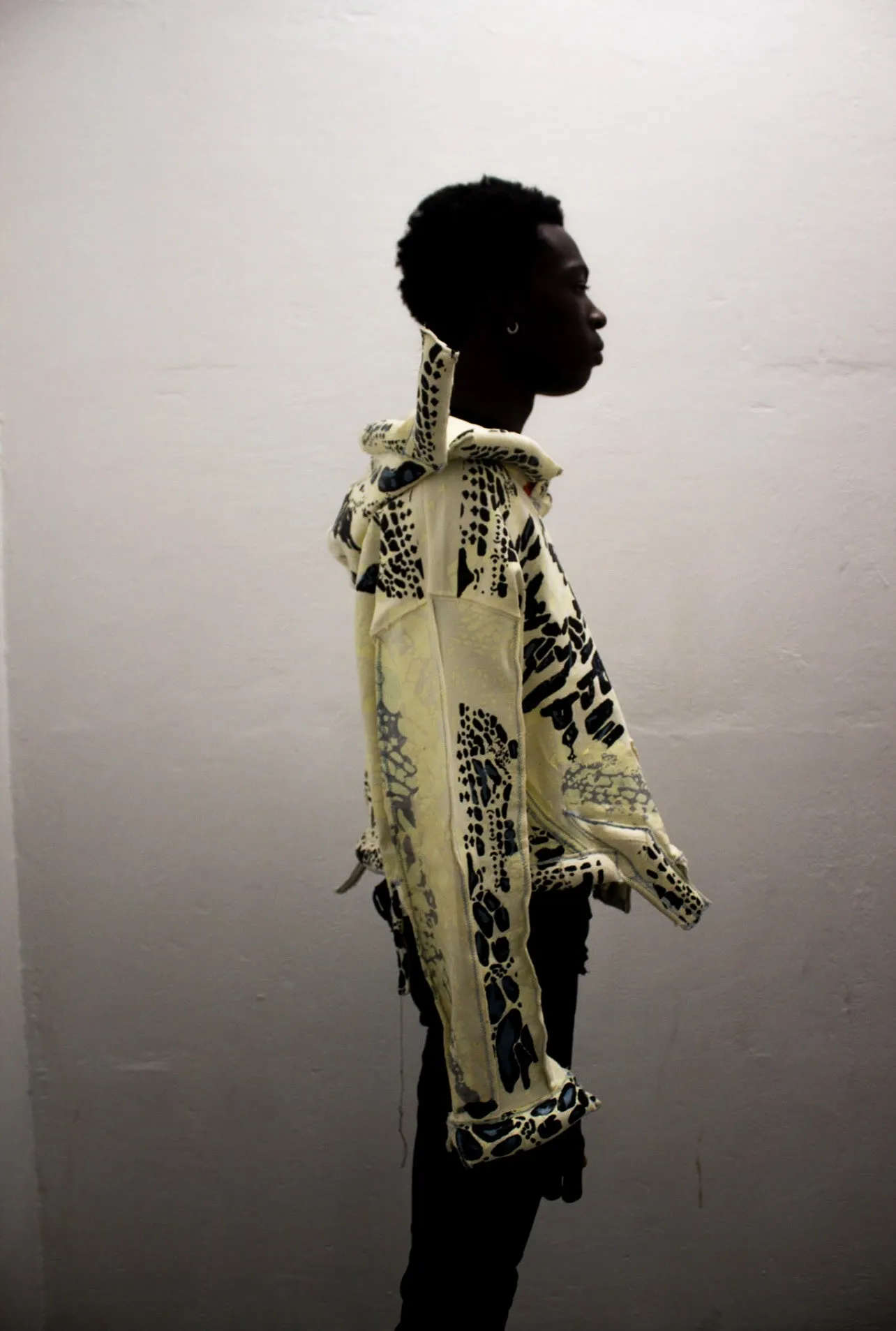 Vernum  Plaatina( Cream Yasuke Hoodie )