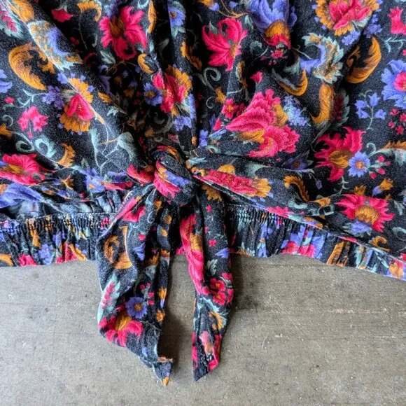 Vintage Black Pink Purple Floral Tie Waist Top and Flowy Shorts Set large