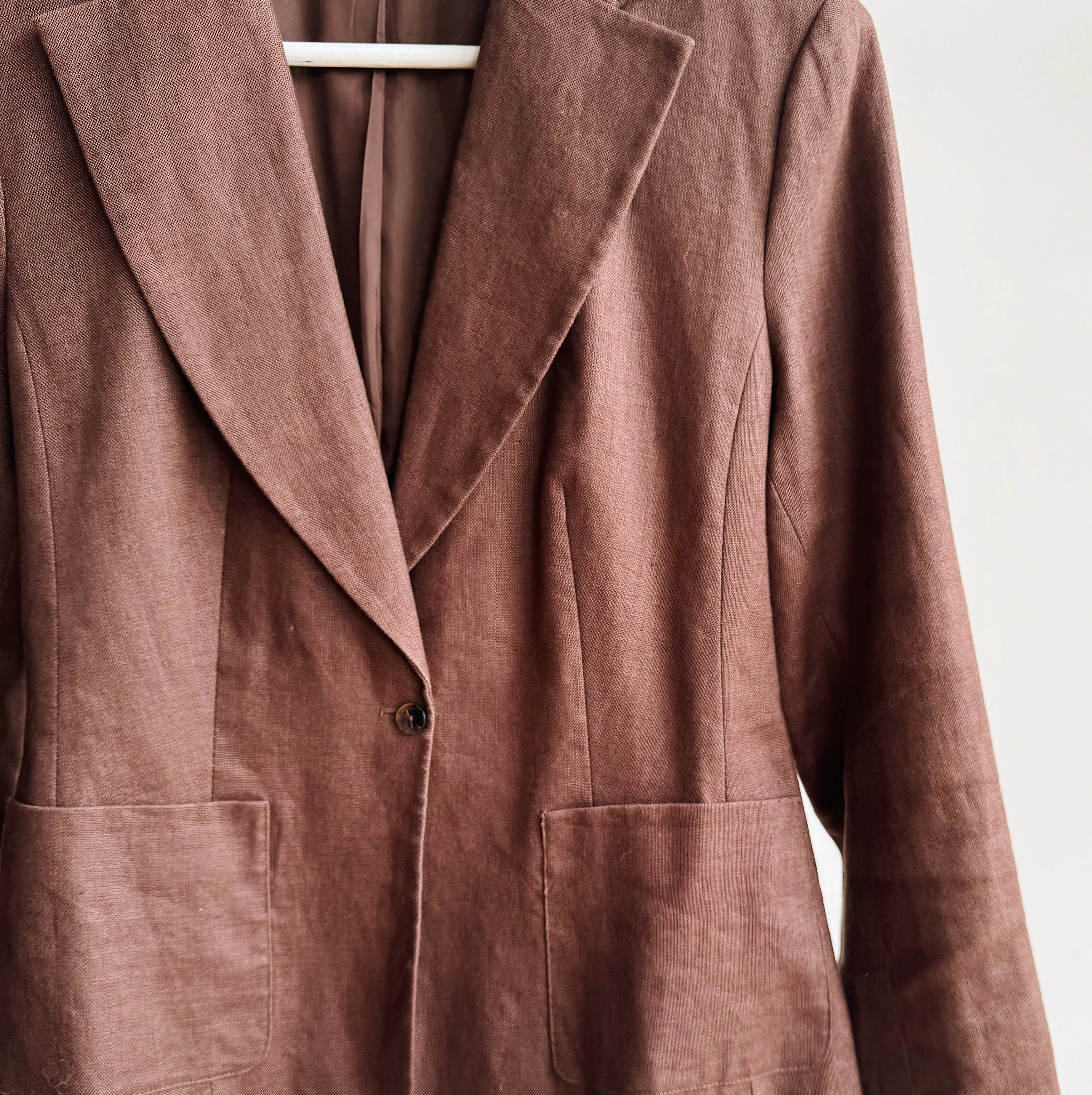 Walnut Tailored Linen Blazer