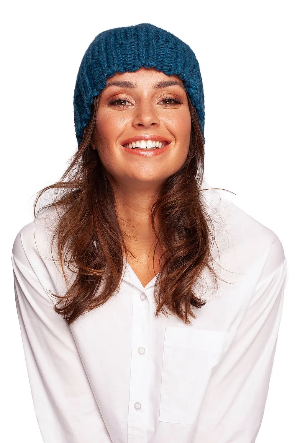 Warm thick-weave yarn beanie with a ribbed brim