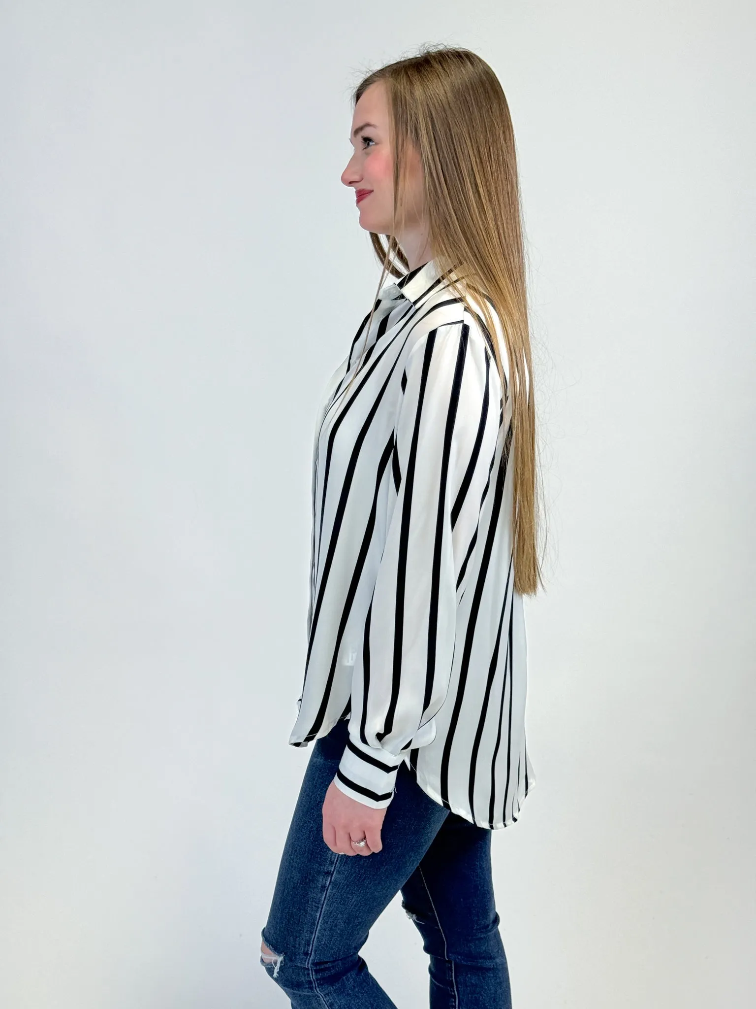 White/Navy Textured Blouse