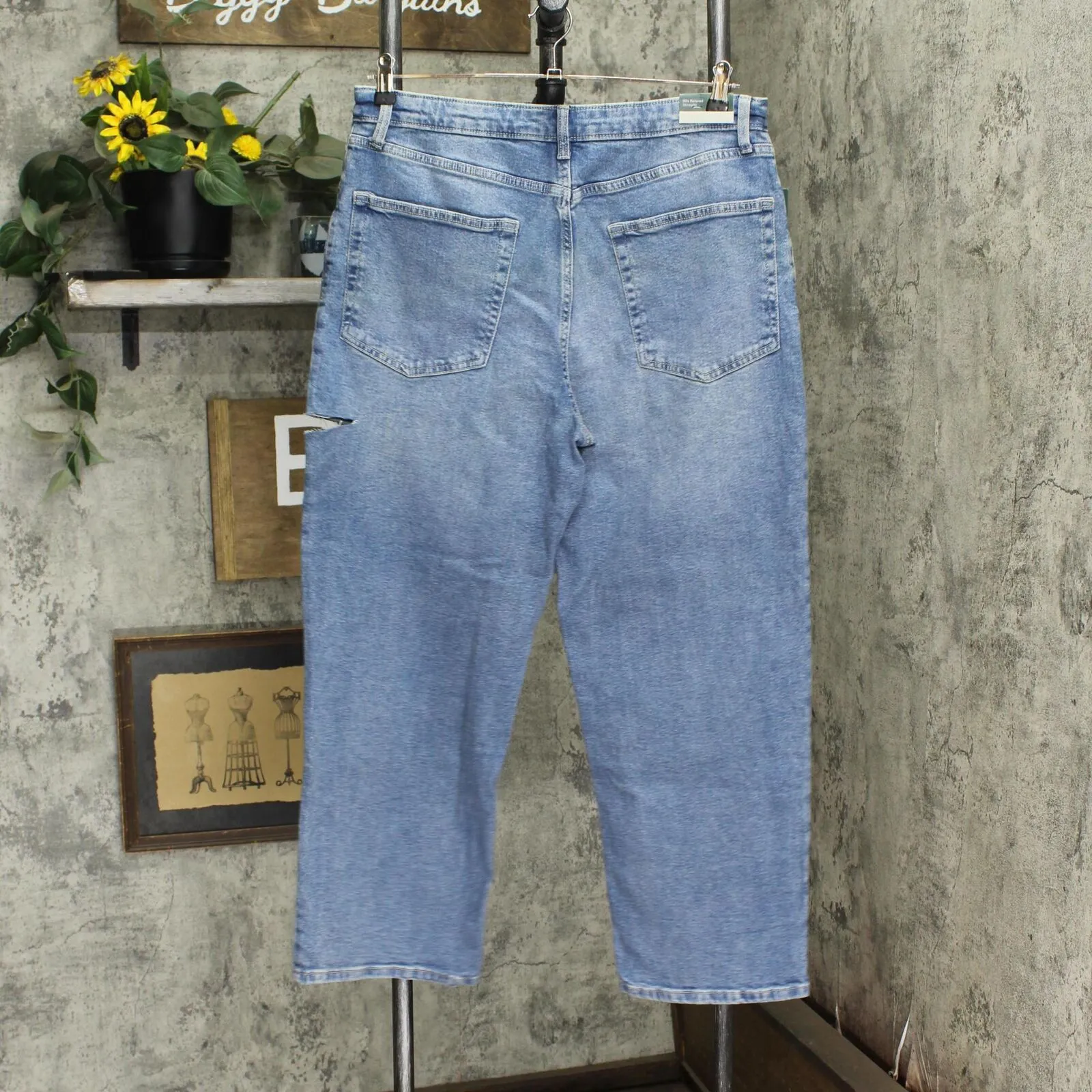 Wild Fable Women's High-Rise 90's Relaxed Slashed Straight Jeans 88097089