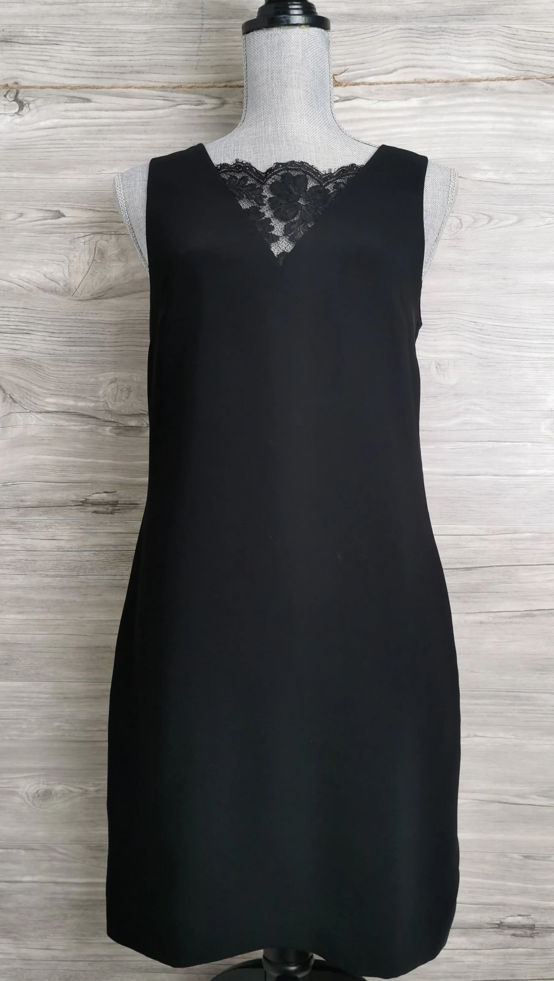 WOMENS SIZE 6 - H&M, Black Dress, Lace Inset EUC B53